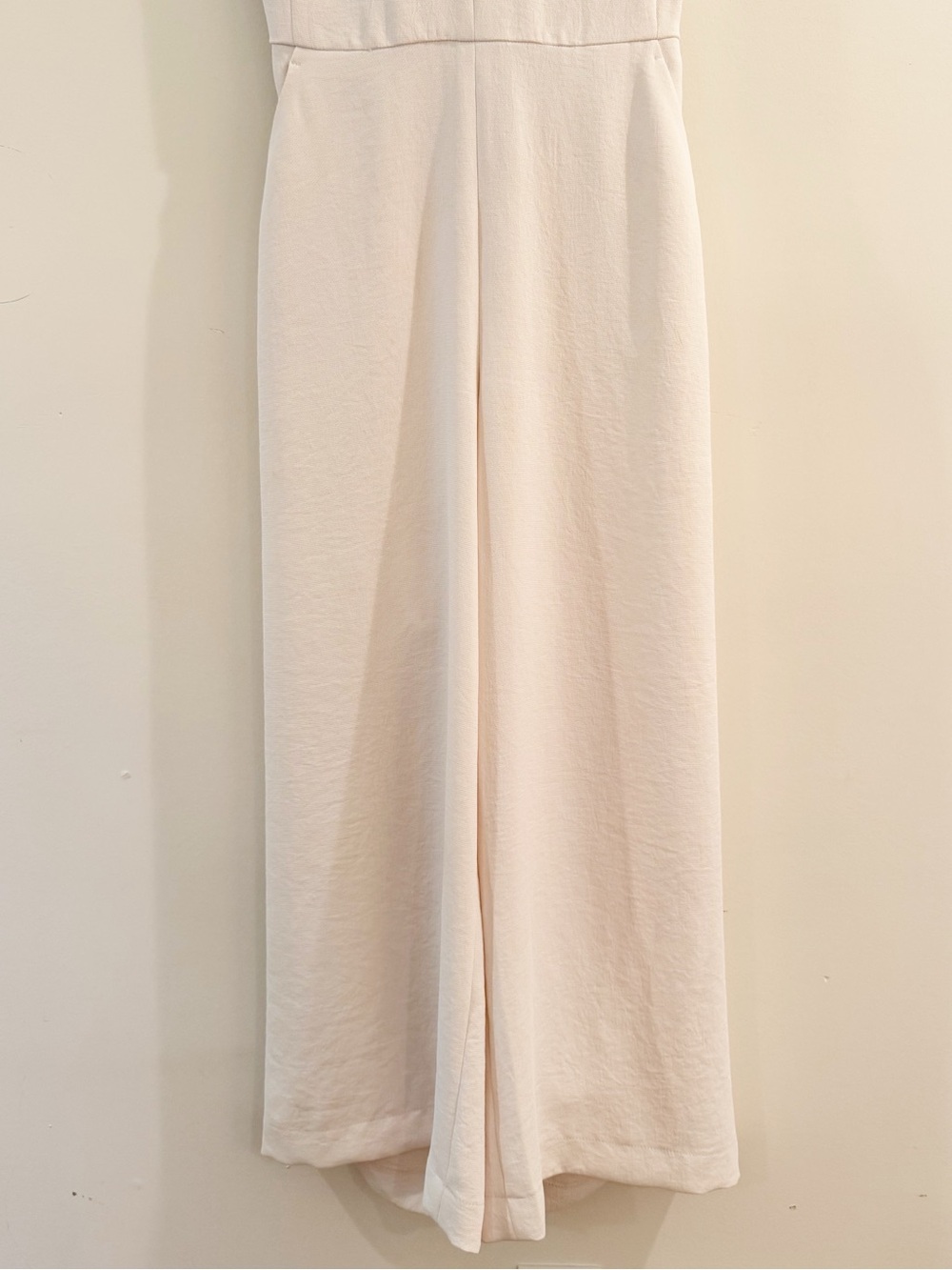 Aritzia Wilfred Ecoulement Cream & White Sleeveless Jumpsuit - Picture 8 of 16